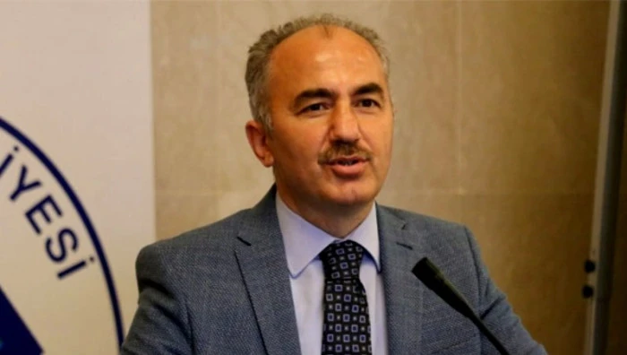 RİZE'NİN BAŞKANI  RİZELİ BAŞKANA  ÖVGÜLER YAĞDIRDI