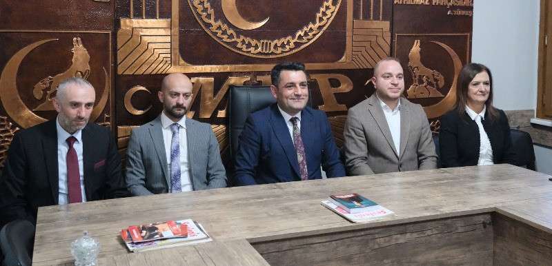 ’MHP’YE REY VERMİYORSANIZ AK PARTİ’YE REY VERİN DEDİM’