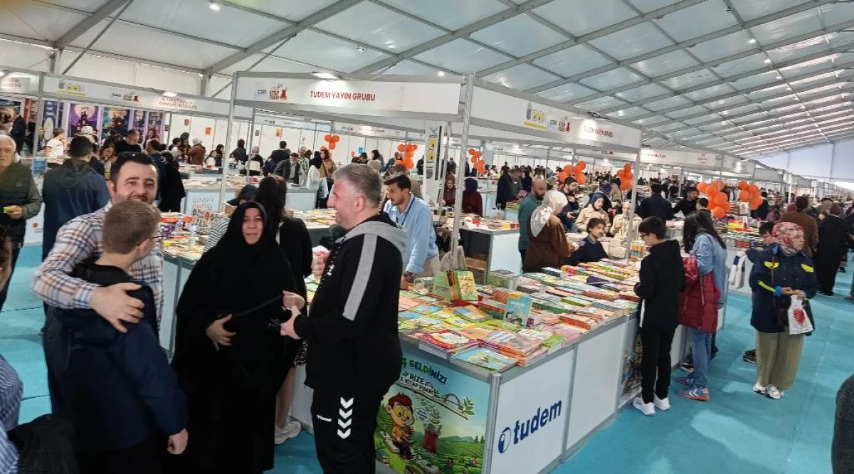 Rize Kitap Fuarı’na Yoğun İlgi.