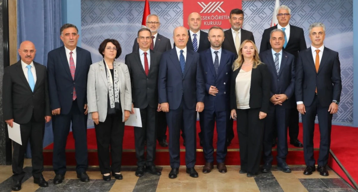 RİZE RTE&Uuml; REK&Ouml;T&Uuml;R MAZBATASINI Y&Ouml;K BAŞKANINDAN ALDI