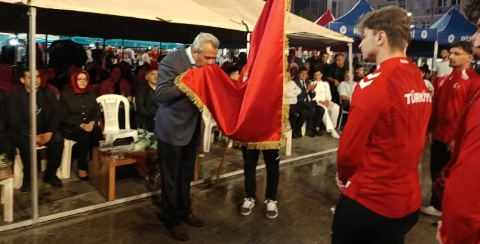 Rize&rsquo;de 15 Temmuz Demokrasi ve Milli Birlik G&uuml;n&uuml; Coşkuyla Kutlandı.