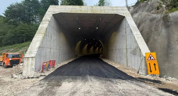 RİZE'DE 2 İLÇE TÜNELLE BİRBİRİNE BAĞLANDI