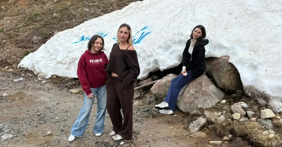 RİZE'DE HAZİRAN AYINDA KARTOPU KEYFİNİ YAŞADILAR