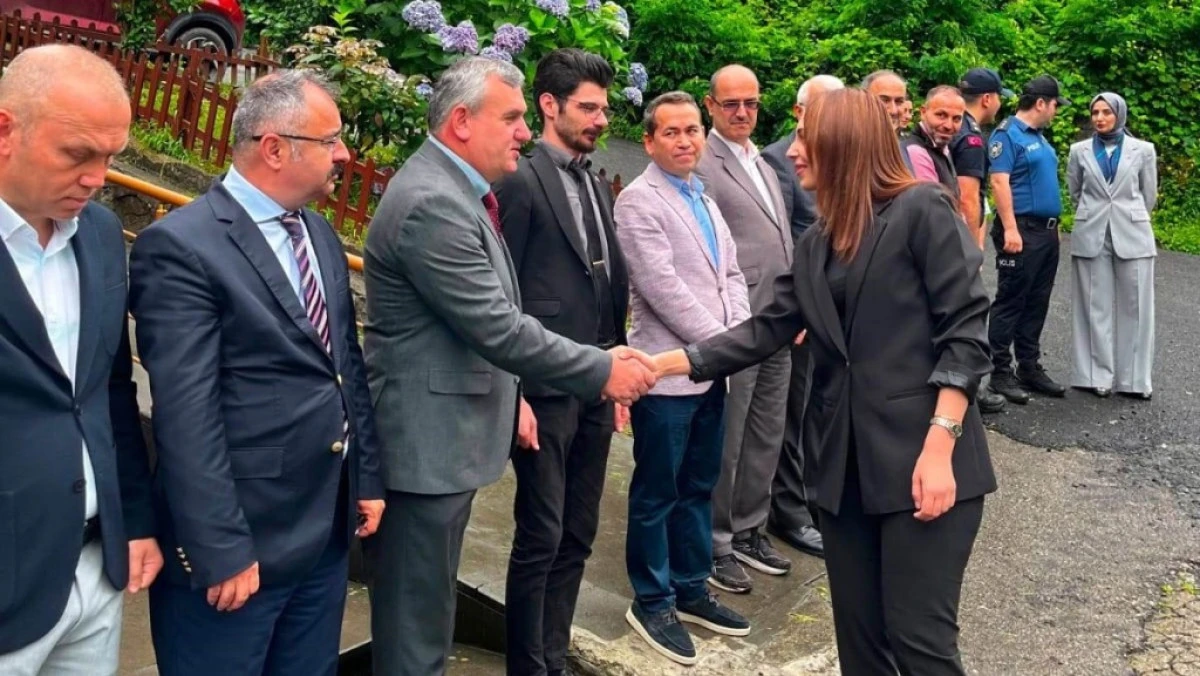 RİZE'DE KADIN KAYMAKAM G&Ouml;REVİNE BAŞLADI