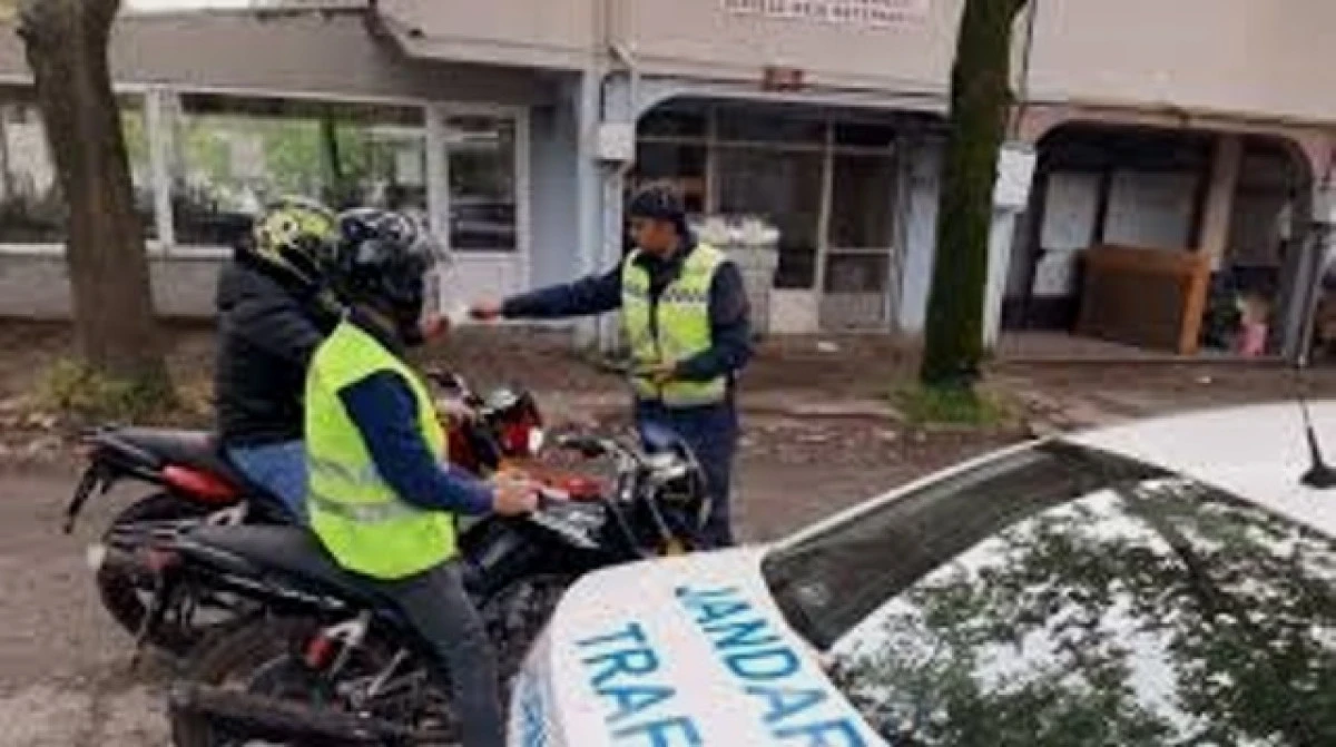 RİZE'DE MOTOSİKLETLERE SIKI  DENETİM
