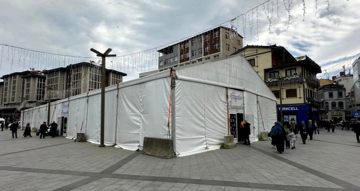 RİZE'DE RAMAZANDA BULUŞMA YERİ RAMAZAN ÇADIRI