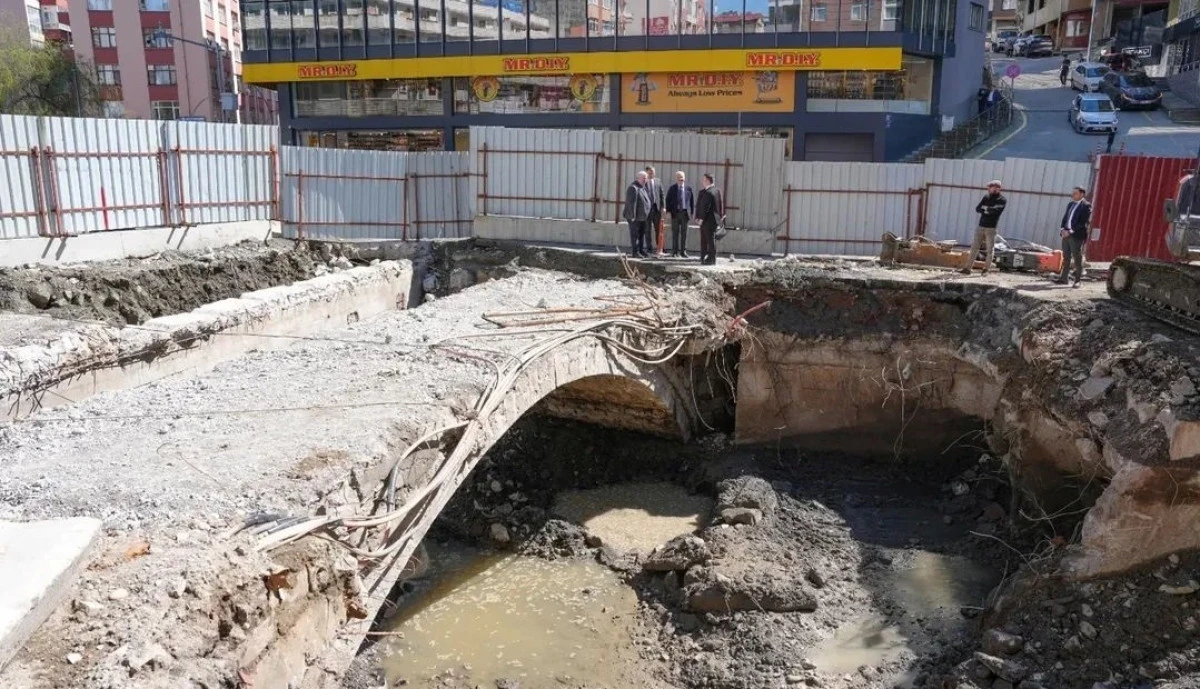 Rize’de Tarihi Köprü Engeline Takılan Yol Projesi Son Aşamada