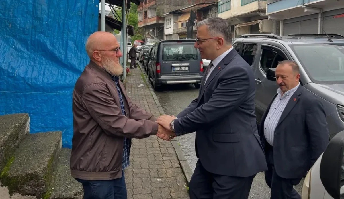RİZELİ BAŞKAN GÖNÜLLERİ FETHETTİ