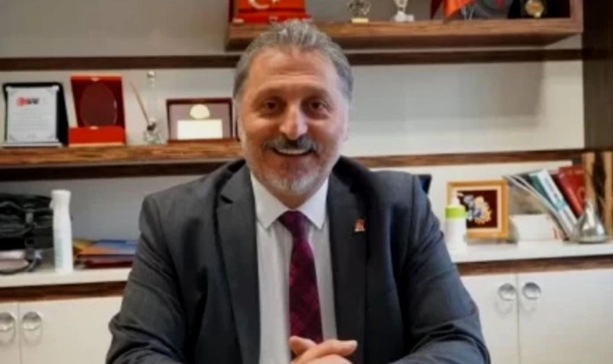 RİZELİ İŞ İNSANI DÜNYA TARIM ZİRVESİNİ TOPLUYOR
