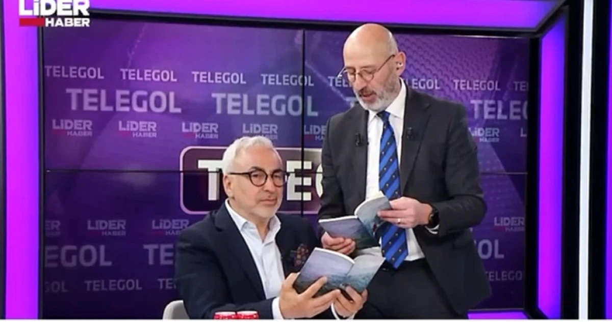 RİZELİ ÜNLÜ AVUKATIN KİTABI CANLI YAYINDA TANITILDI VİDEO