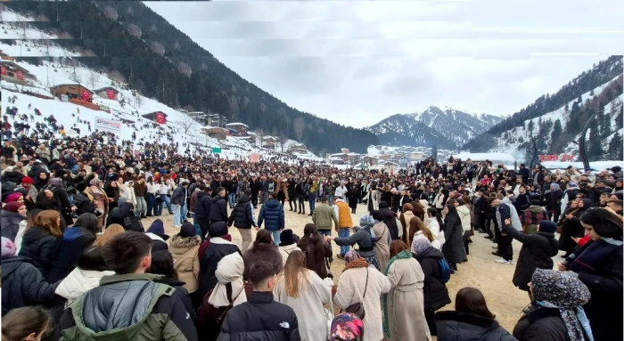 RİZE'NİN DÜNYA MARKASI ZİRVEYİ KİMSEYE BIRAKMADI