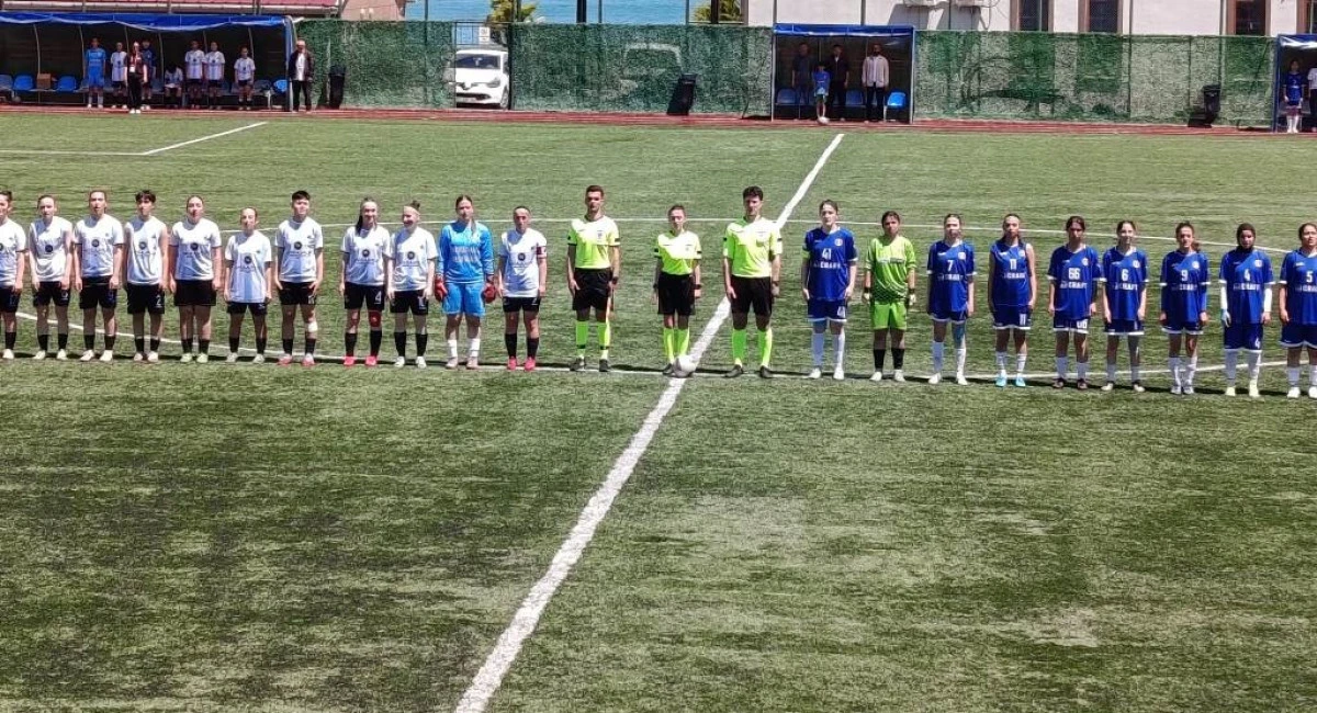 RİZE'NİN KADINLARI LİGE GALİBİYETLE BAŞLADI