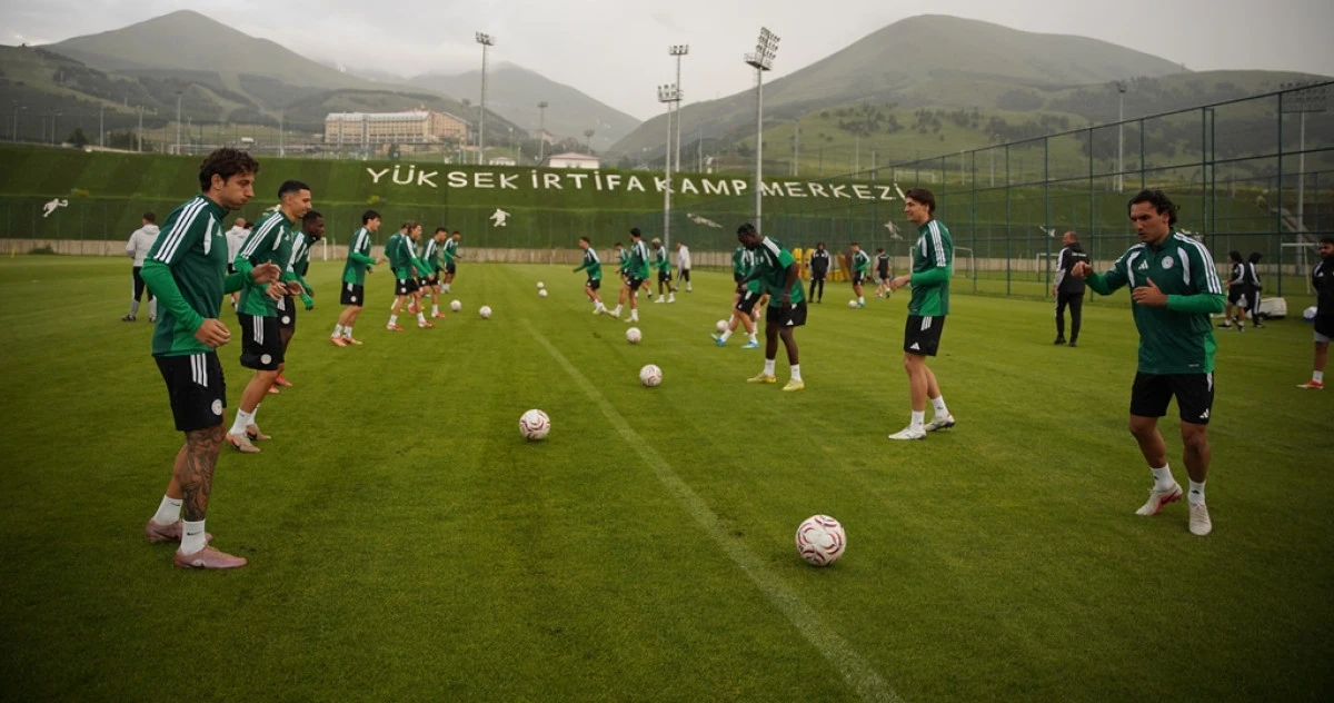 RİZESPOR ERZURUM'DA G&Uuml;&Ccedil; DEPOLUYOR