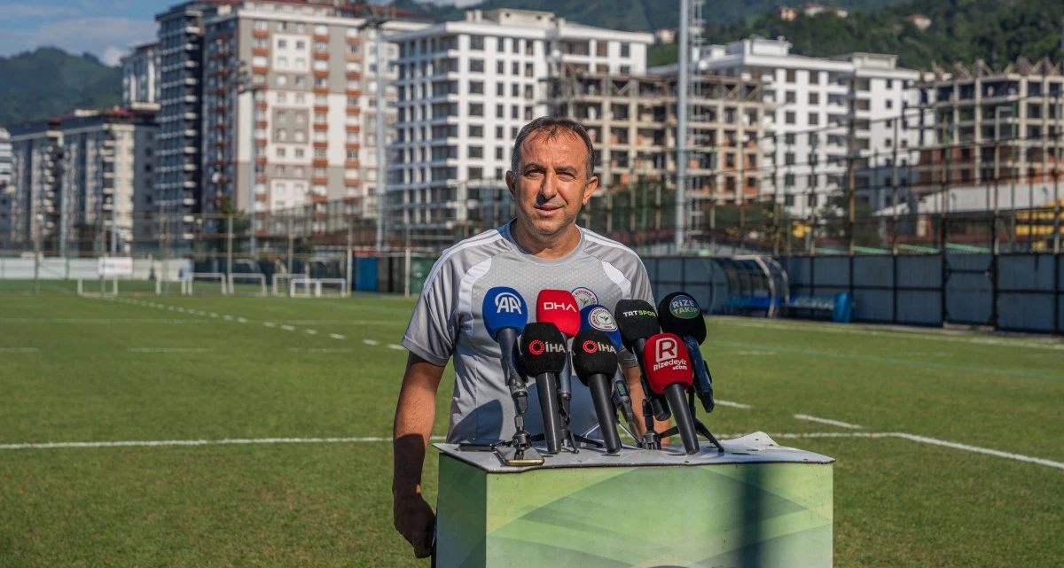 RİZESPOR TARAFTARINI TRİB&Uuml;NDE G&Ouml;RMEK İSTİYORUM