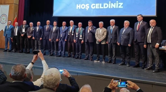 RİZESPOR'DA YENİ Y&Ouml;NETİM BELLİ OLDU.RESUL &Ccedil;OLAK  YILLAR SONRA  Y&Ouml;NETİMDE