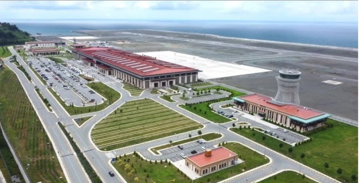 RİZE'YE SEFER KONUNCA YOLCU VAR 109 BİN KİŞİ UÇTU