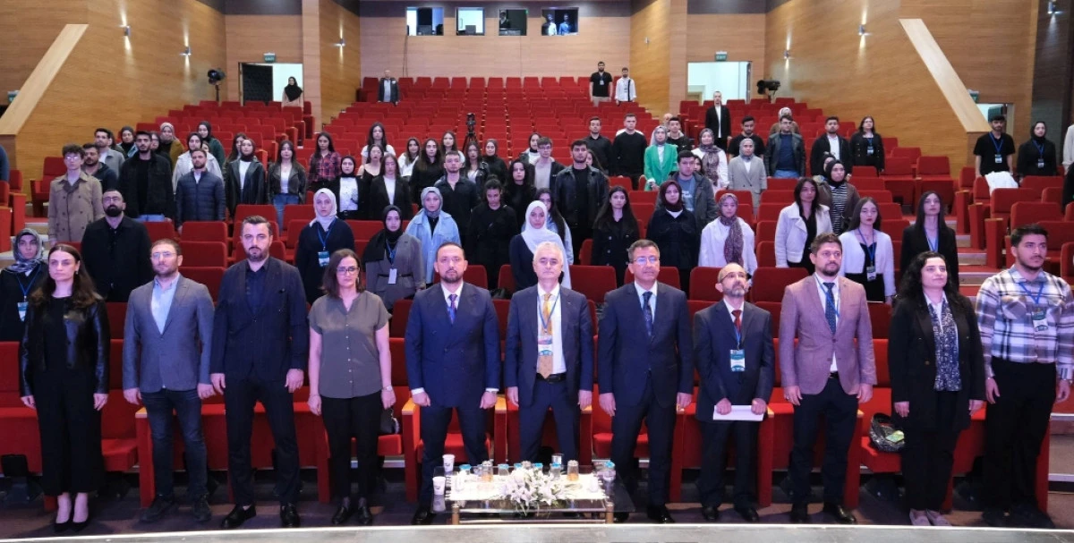 RTEÜ’DE 7. EKONOMİ VE KARİYER ZİRVESİ GERÇEKLEŞTİ