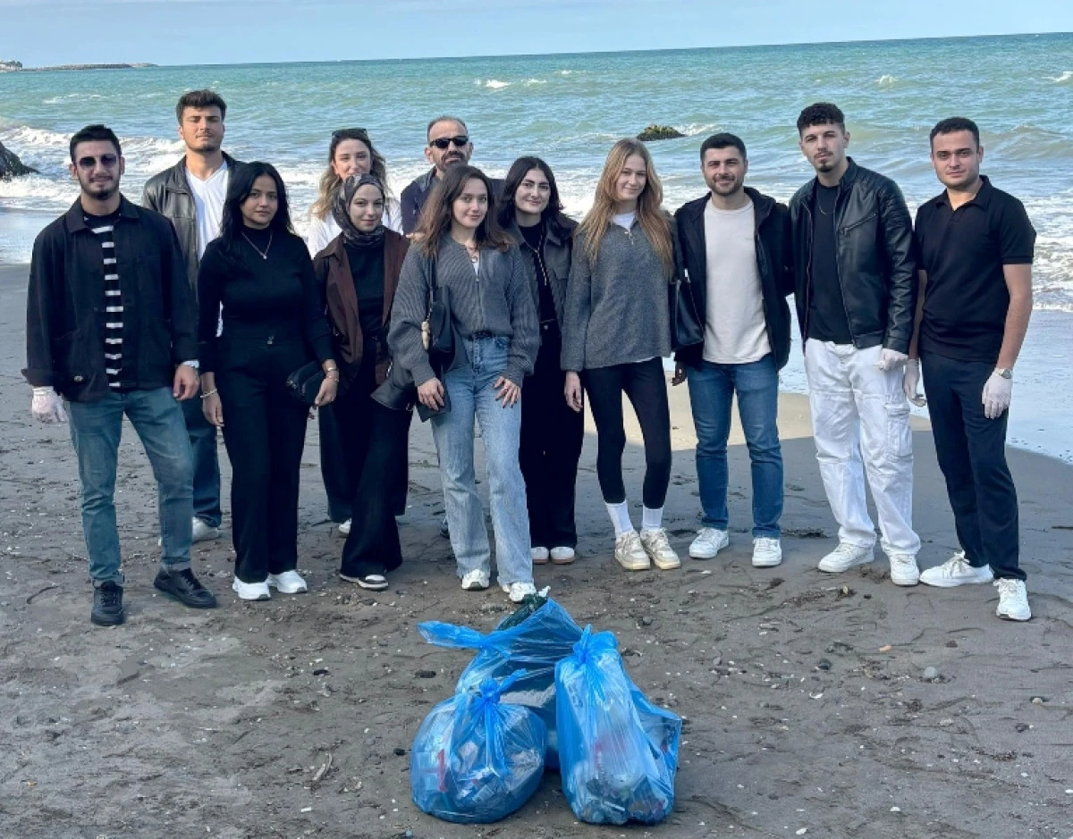 SAMSUN &Uuml;NİVERSİTESİ DENİZCİLİK &Ouml;ĞRENCİLERİNDEN ANLAMLI &Ouml;RNEK ETKİNLİK 