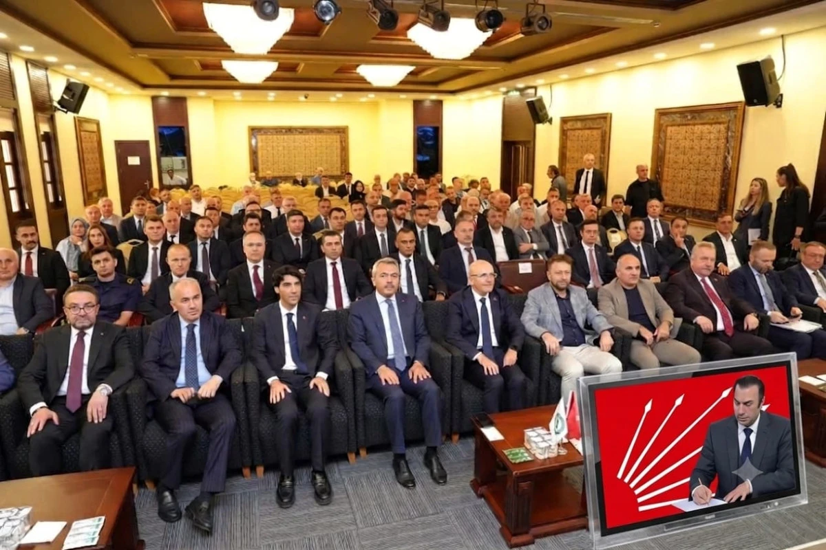 SAYIN BAKAN RİZE'DE SOKAĞA İN DE HALİMİZİ VATANDAŞA BİR SOR