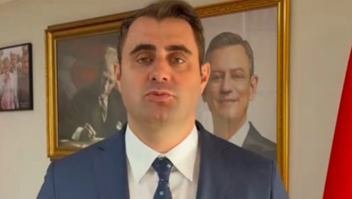 SE&Ccedil;İLMİŞ İZMİR İL BAŞKANI CHP'DEN İSTİFA ETTİ