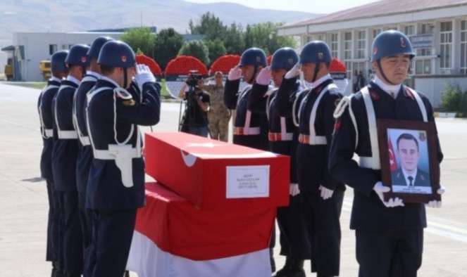 Şehit olan Uzman Çavuş memleketine uğurlandı