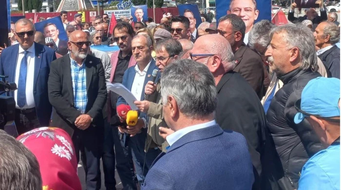 Sizi Türk Milleti’ne karşı baş başa bırakıyoruz