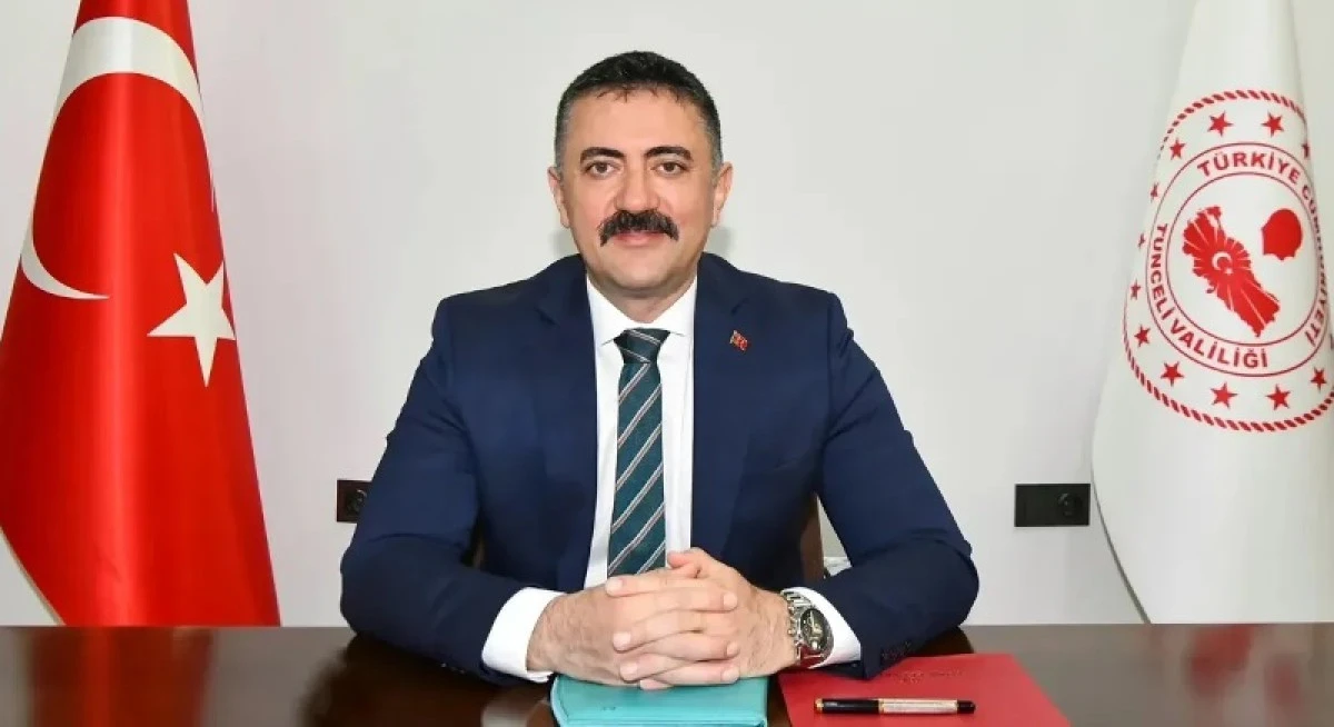 TÖRENDE AĞLAYAN VALİ MERKEZE ÇEKİLDİ