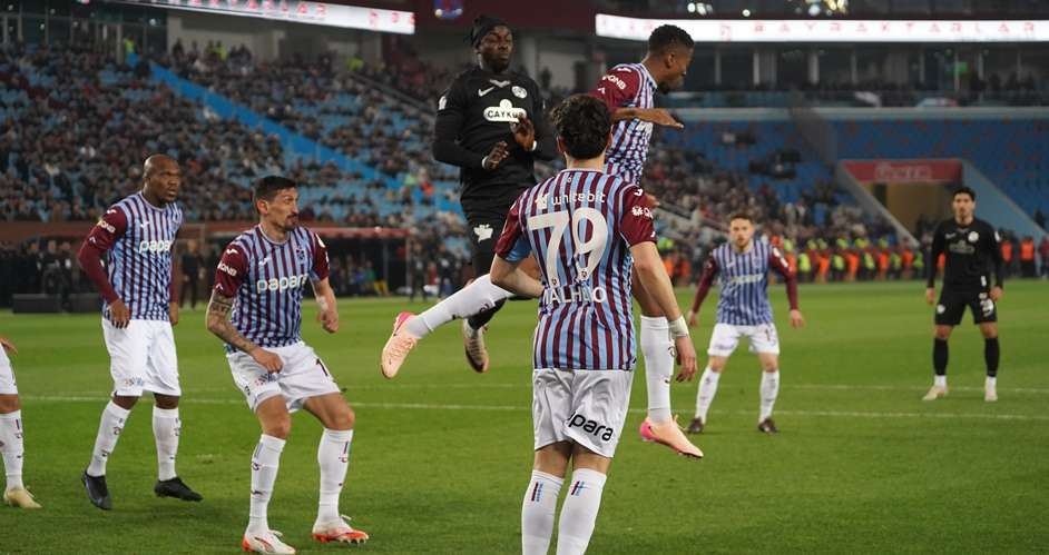 RİZESPOR ATEŞ HATTINDA. TRABZONDA 