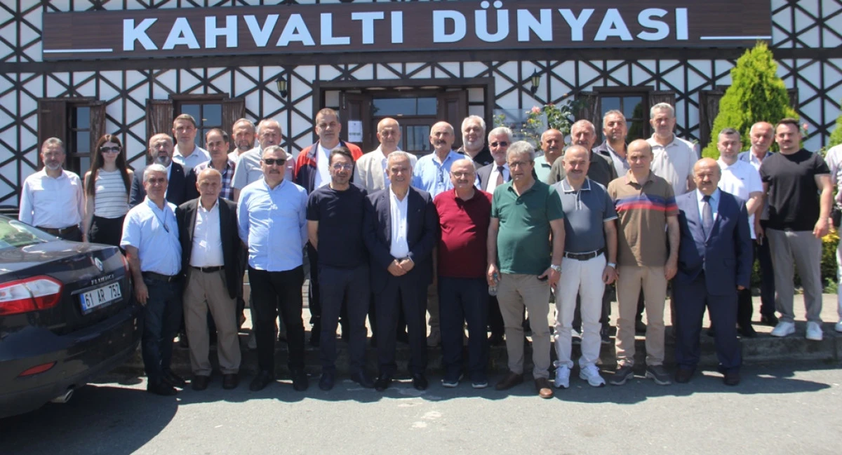 TTB &Uuml;ye Buluşmalarında &Ccedil;ay Sekt&ouml;r&uuml; Temsilcileriyle bir araya geldi