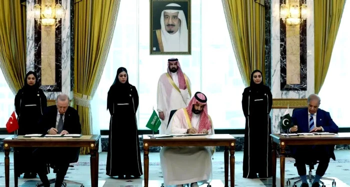 T&uuml;rkiye, Suudi Arabistan ve Pakistan'dan ortak savunma anlaşması
