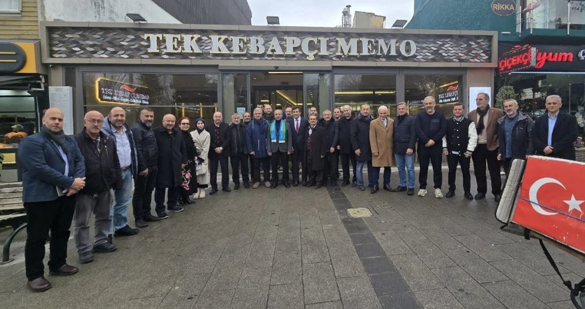 ÜSKÜDAR RİZELİLER DERNEĞİ YENİ YÖNETİMİ KAHVALTIDA BULUŞTU