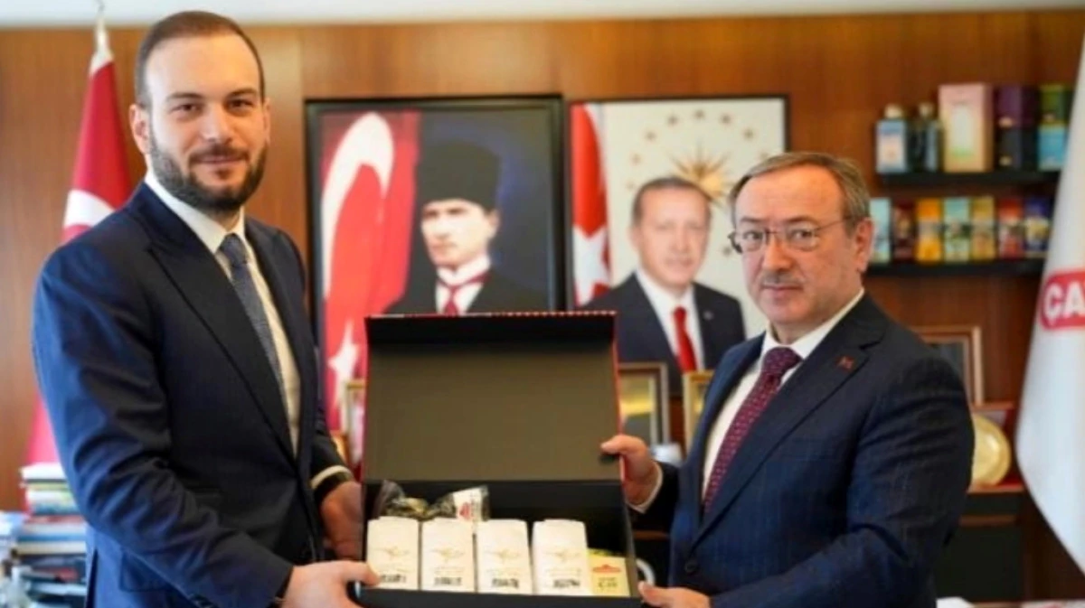 VAKFI BAŞKANI AĞIRBAŞ'DAN  GENEL MÜDÜRE  ZİYARET