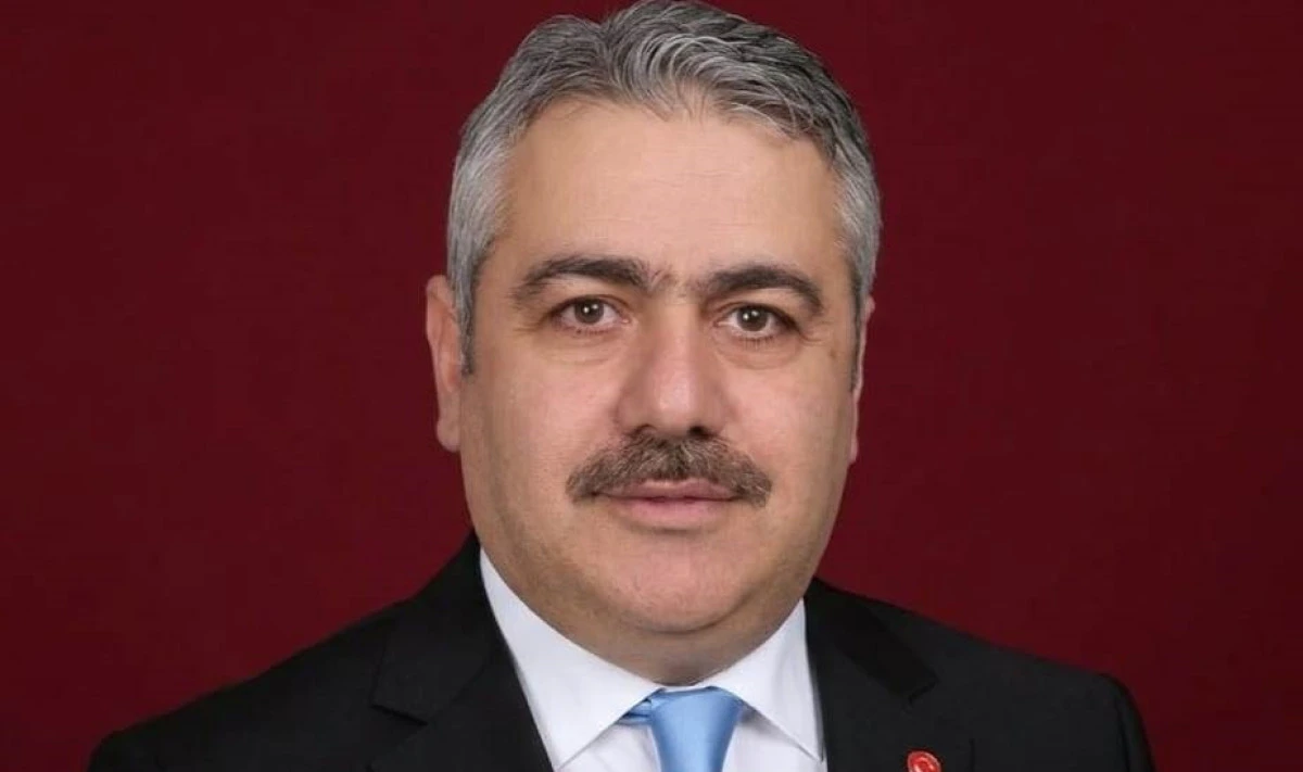 Yalnız Yaşayanlar Artıyor, Aileyi G&uuml;&ccedil;lendirecek Politikalar Şart