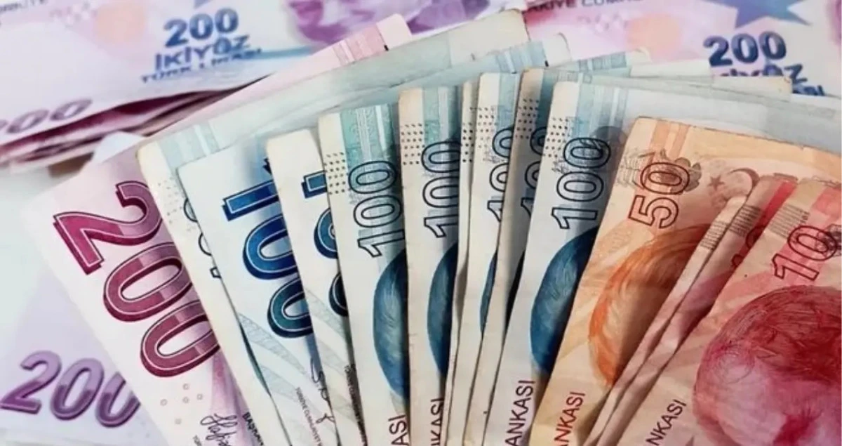 YASALAŞTI. En Düşük Emekli Aylığı 20 Bin Liray