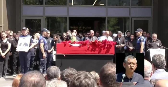 Zeyrek'e veda: Özgür Özel gözyaşlarını tutamadı